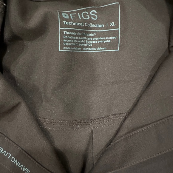 Figs Rafaela Espresso Scrub Top Size XL - Picture 2 of 2